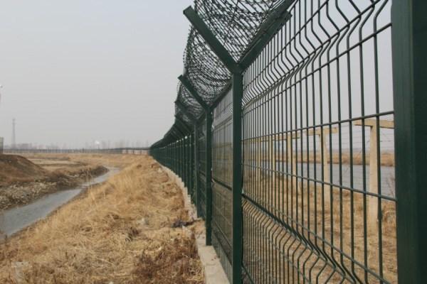 朝鲜是中国的大门，日本两次侵略朝鲜，目地都是图谋中国。
第一次是万历朝鲜战争，日