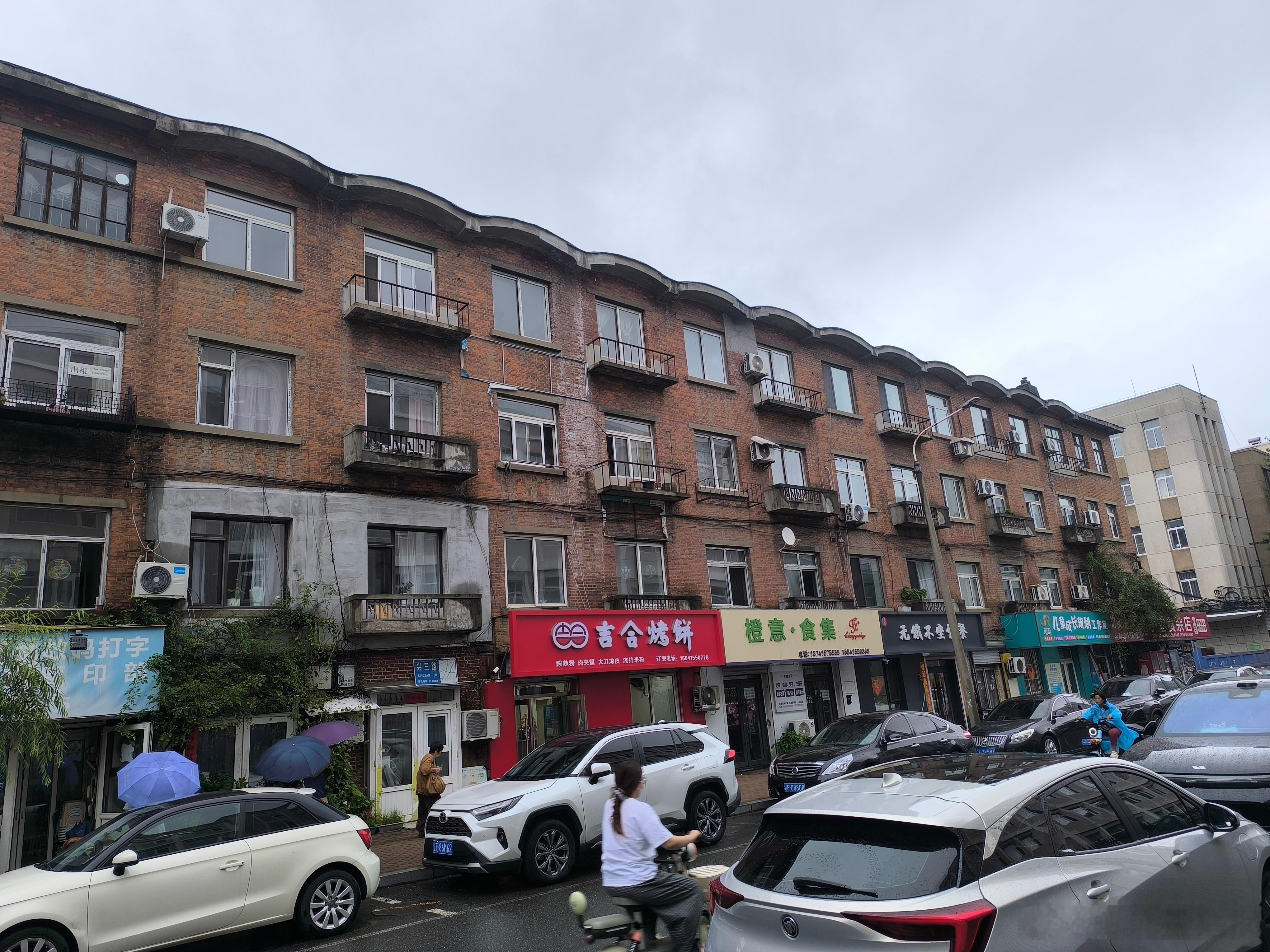 这些建筑多是日本在近代侵略和殖民时期留下的历史印记。 丹东