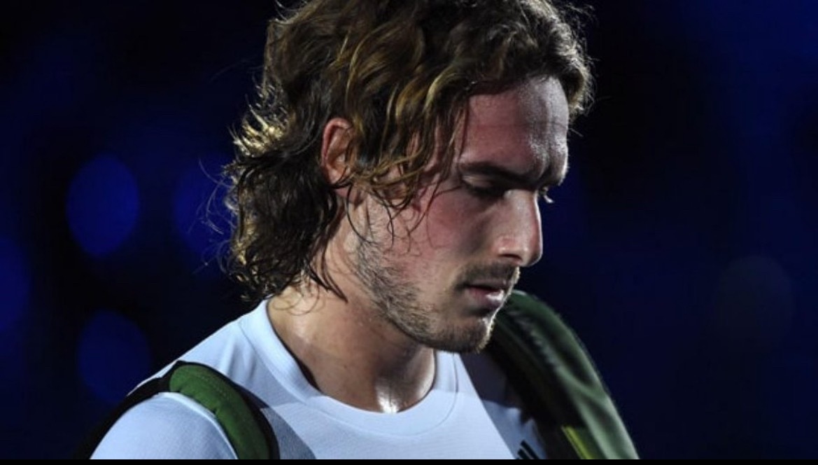 网球talking大会 今年9 月底，西西帕斯因超速驾驶（时速 210 公里/小