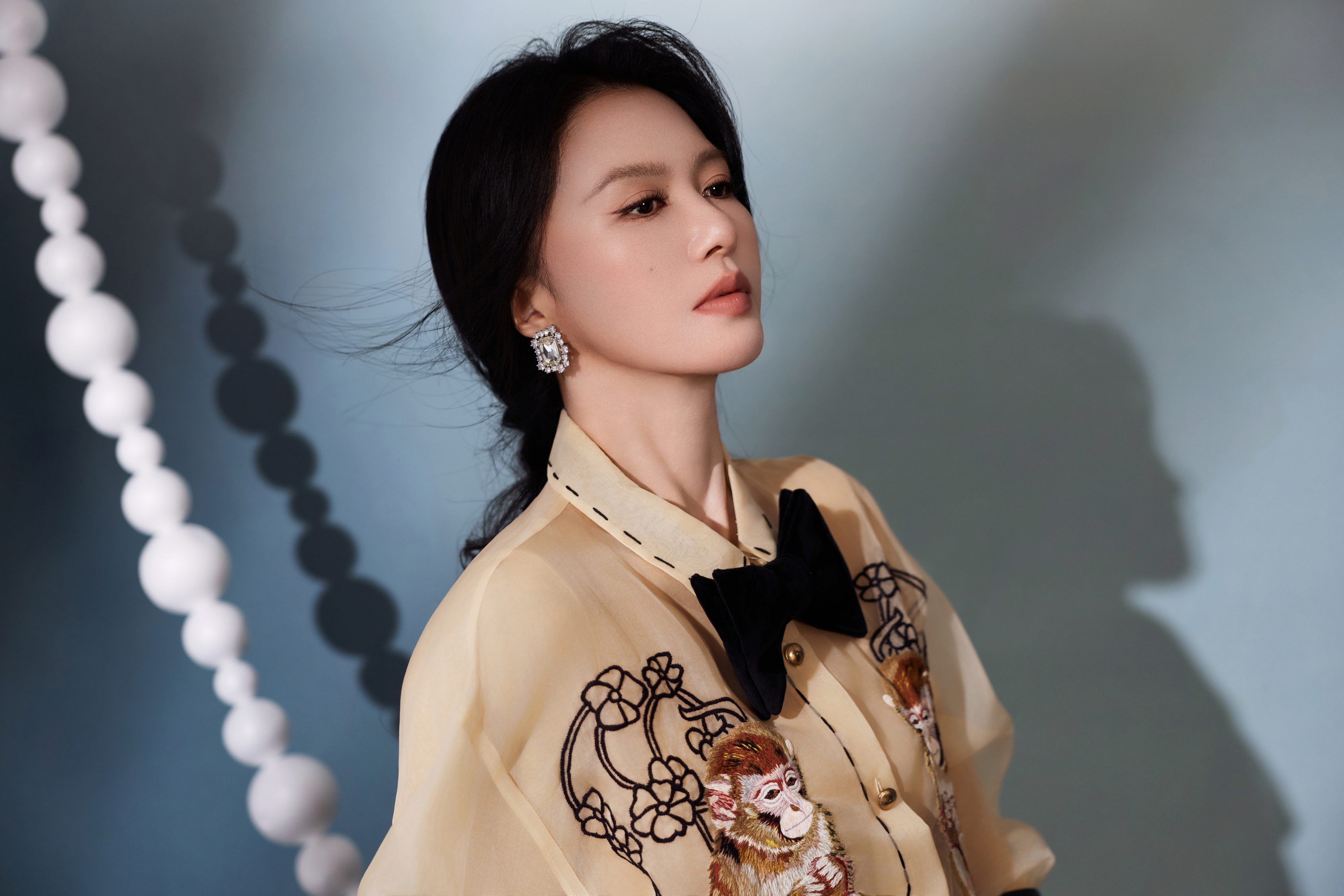谭维维 