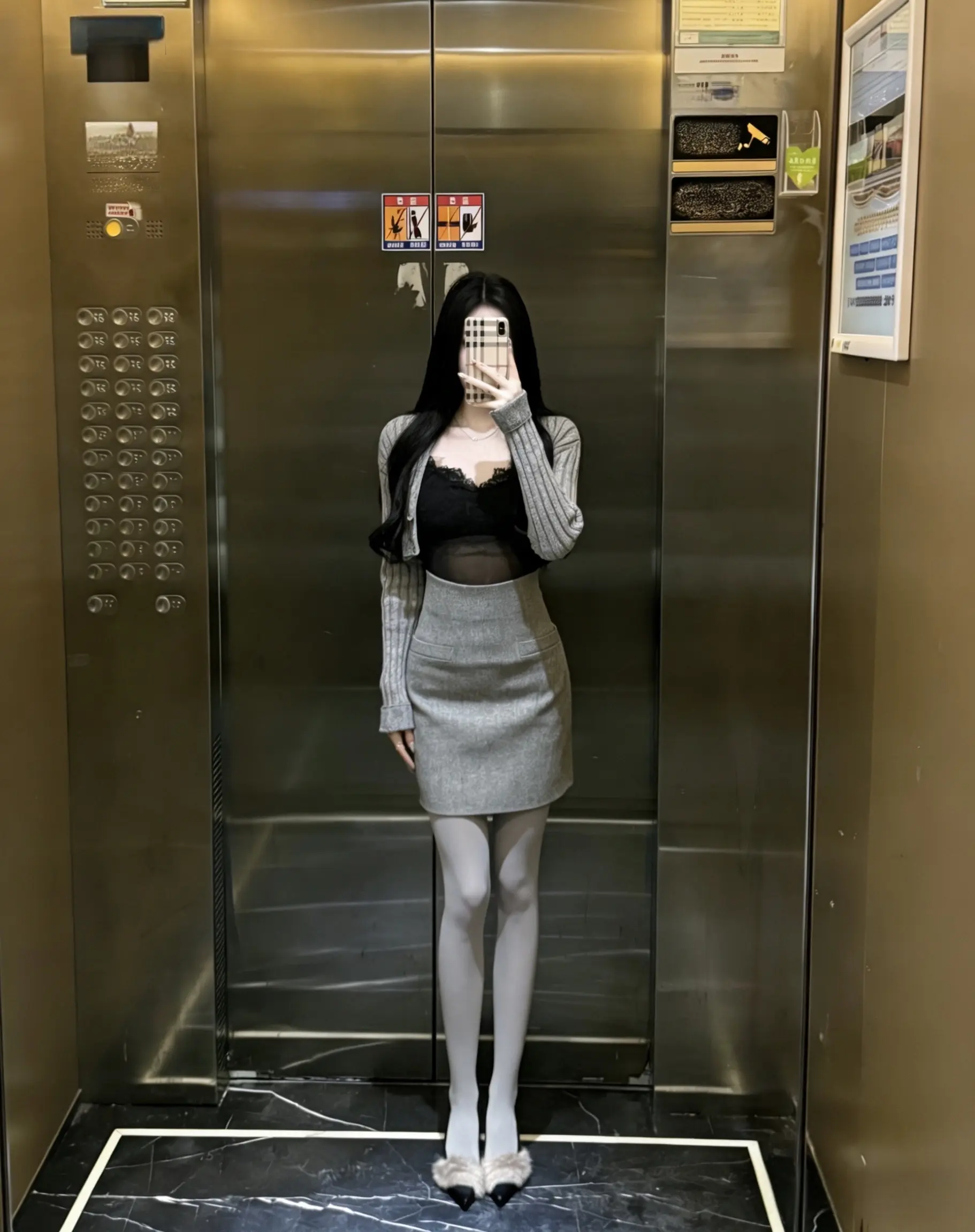 要么你来拥抱我 要么开枪处决我