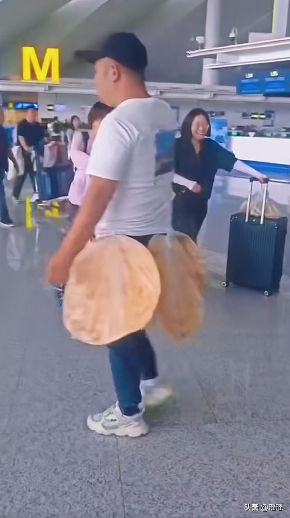 来个正宗新疆人给我讲解下，这种新疆发面饼好吃吗？