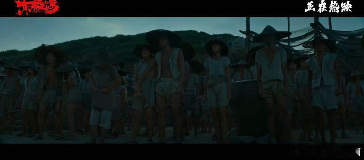 东极岛烈火里喊的是民族气节《东极岛》陈先生烈焰中高喊“不能跪”太戳 心！陈明昊用
