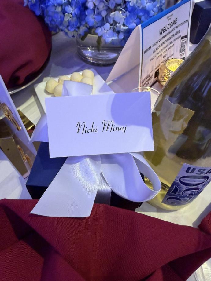 麻辣鸡因迟到躲过白宫枪击事件 原定出席白宫晚宴的麻辣鸡Nicki Minaj因为