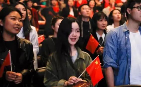 中国人为何总被电诈盯上？
背后确实有原因，一位越南人告诉我：14亿人口的大国，基