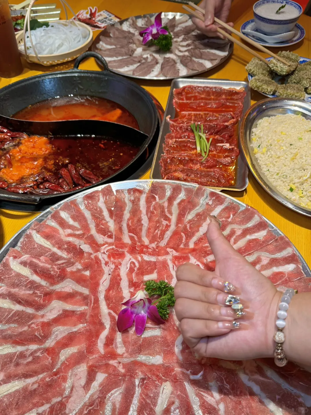 南京的夏季，也要吃香喷喷的火锅呢！