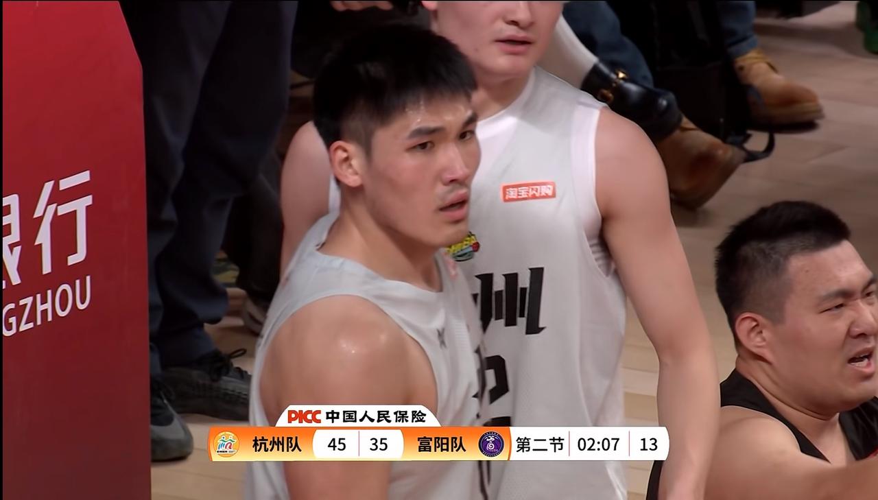 大太子杭州队率先晋级，感谢富阳队的鼎力相助！
杭州队今天接到的圣旨是，要赢，但不