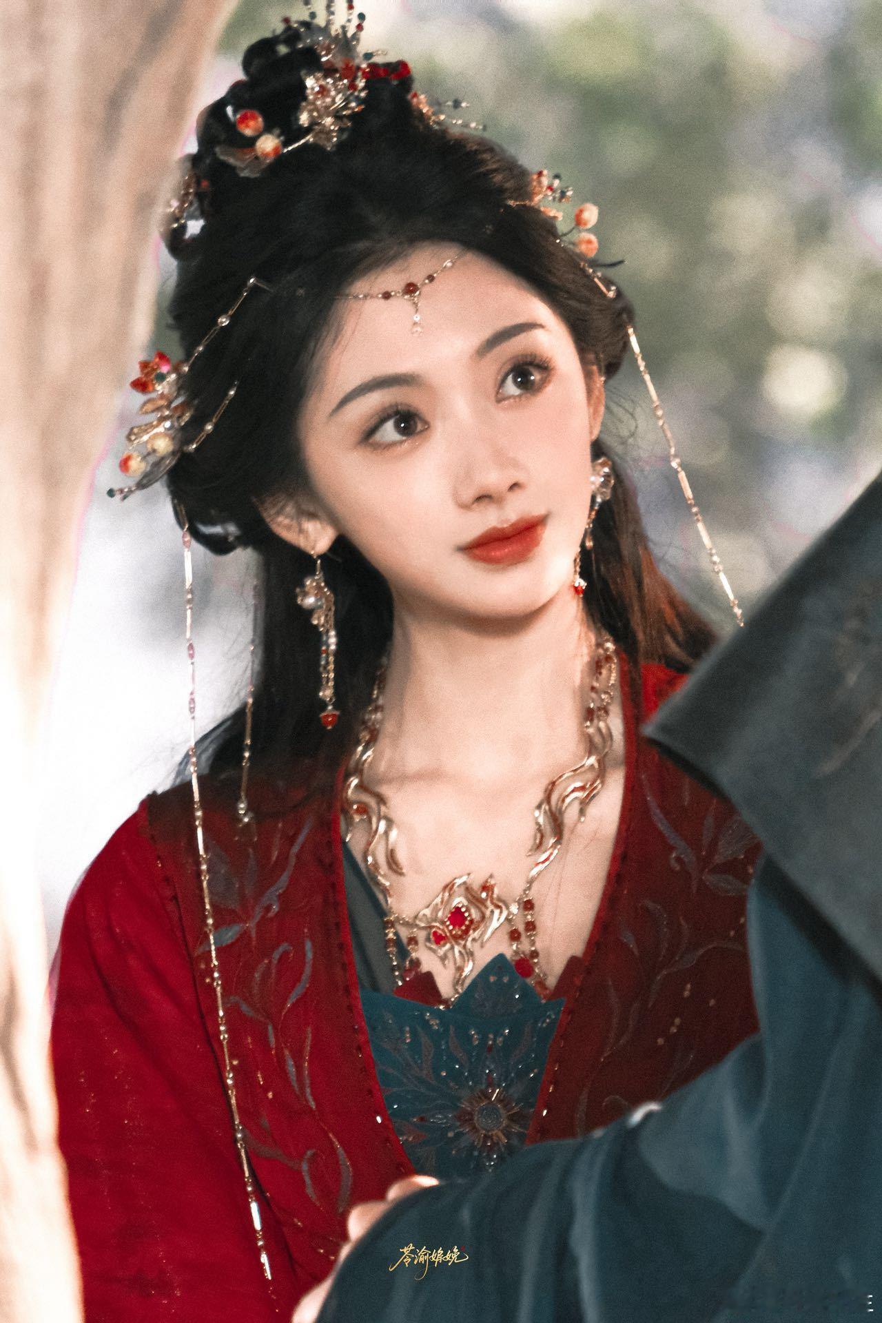 王影璐落泪还是太权威了王影璐的哭戏从来不会让人出戏！不管是哪种情绪的落泪，都自然