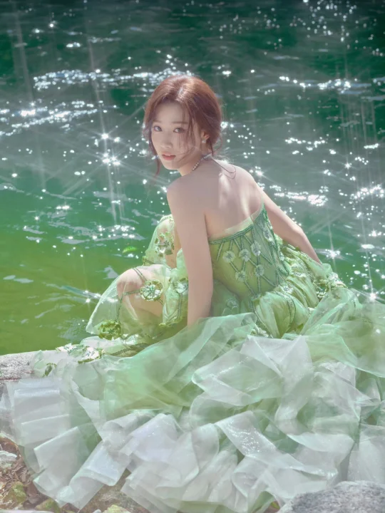 明星写真1497【卢昱晓】