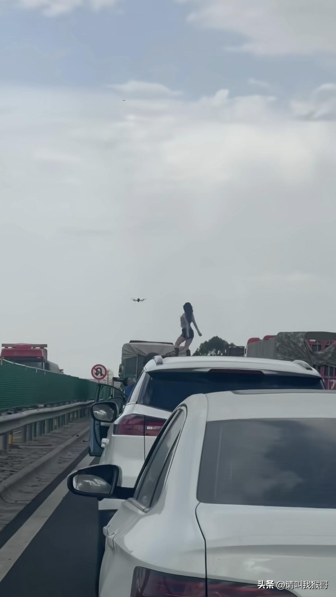 第一次过节回家路上大堵车不觉得无聊的