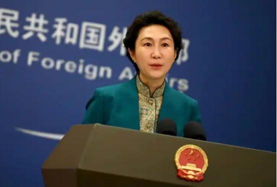 7月6日，中国核潜艇在太平洋深处“咳嗽”了一声，整个世界都得竖起耳朵听。外交部正