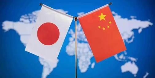 说白了，台湾问题迟迟没有彻底解决，不能只盯着美国和台独势力，日本从明治维新起就把