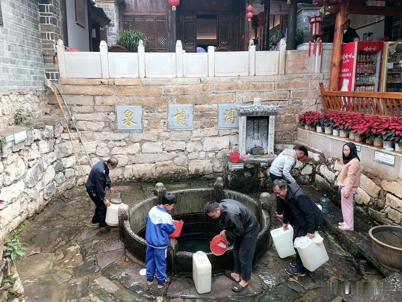 大板井
2024 11 22
        建水古城已经玩几天了，听说古城西南