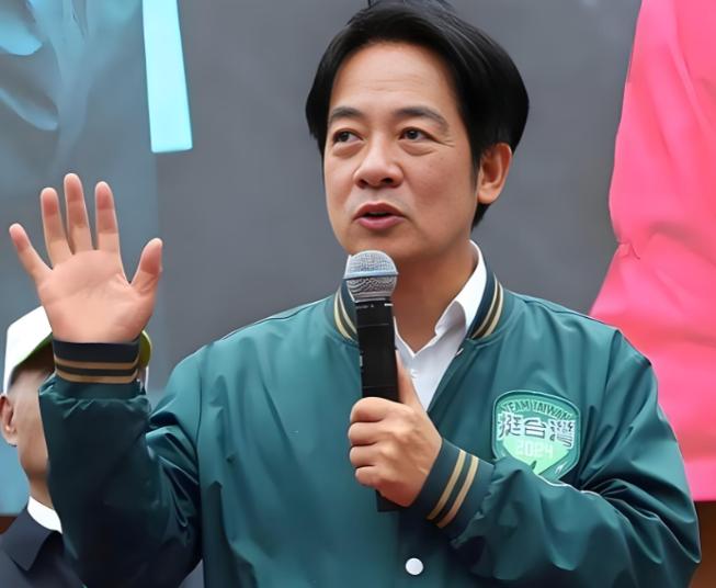 赖清德出来回应了！在我们发布十项惠台政策之后，他在台湾地区领导人办公室记者会上声
