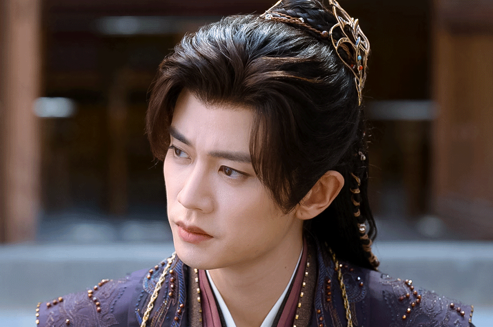 「最好的师傅  自然也有最好的徒弟  陆千乔于危难中救了他  他也是为陆千乔准备