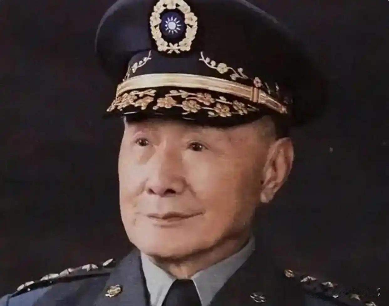 何应钦在台湾整整38年一直安然无事，蒋介石为何一直没除掉他？原来他手里一共有那三