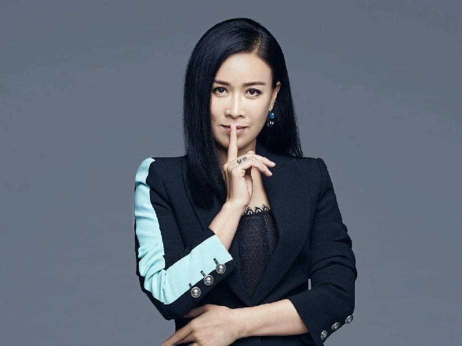 如何看待那英时隔7年再开巡演那英时隔7年再开巡演9城连唱准备30余首金曲但官宣即