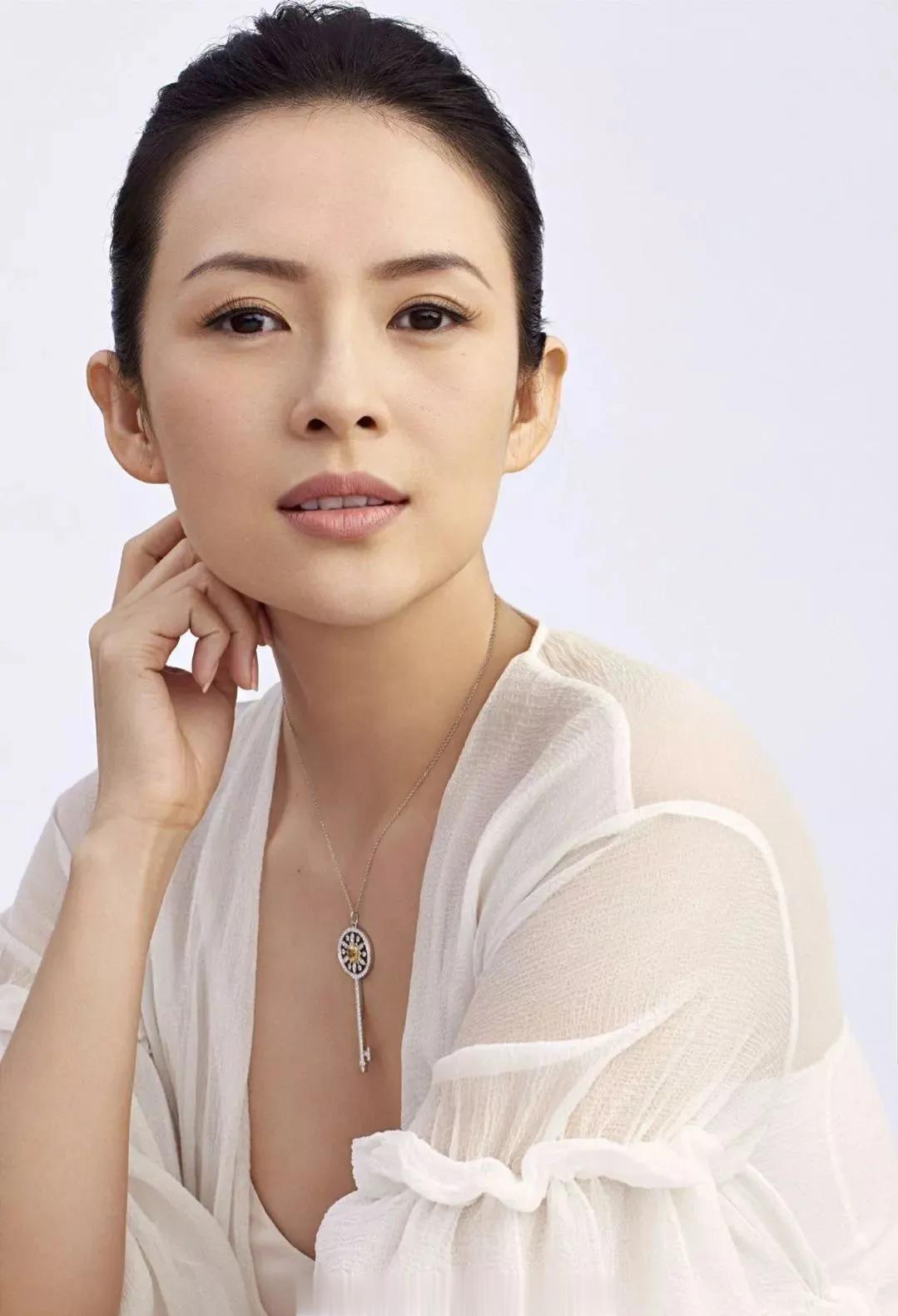 章子怡应该不会再结婚了吧章子怡和汪峰离婚应该不会再婚了，而是专注于自己的事业，其