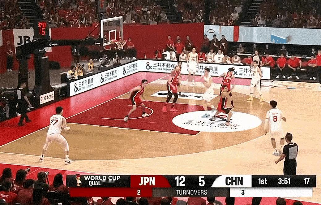 这么多年了，还是老样子！
三年前，男篮亚运会半决赛，中国男篮以76-77落后菲律