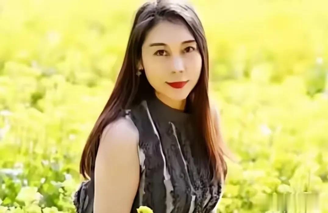 劳荣枝案裁决书，有权威部门在网上发布。

这一发布，立刻引来世人的围观。

当然