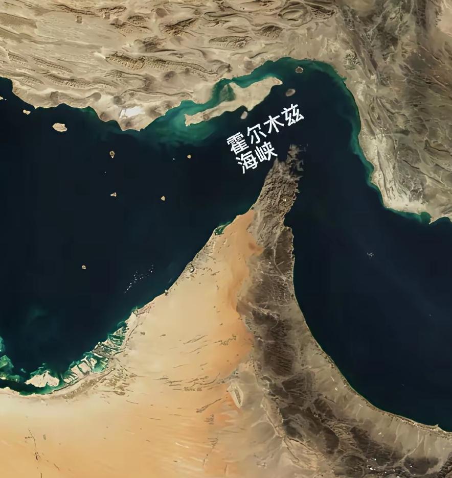 谁干的？
        在敏感的地点、敏感的时间节点，发生这样敏感的事，稍有不