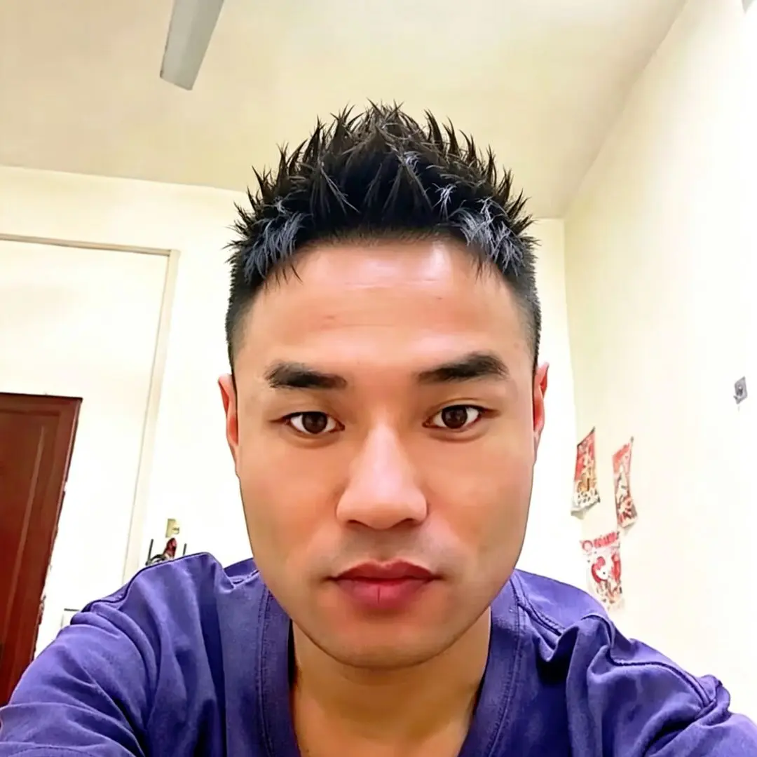 男士发型要支棱起来