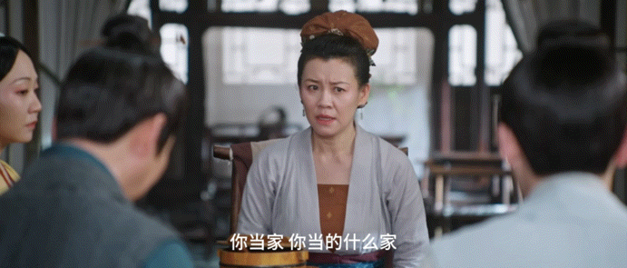 #路不平终于上桌吃饭了#路不平这一次可以上桌吃饭，真的让人替他开心啊，能和大家一