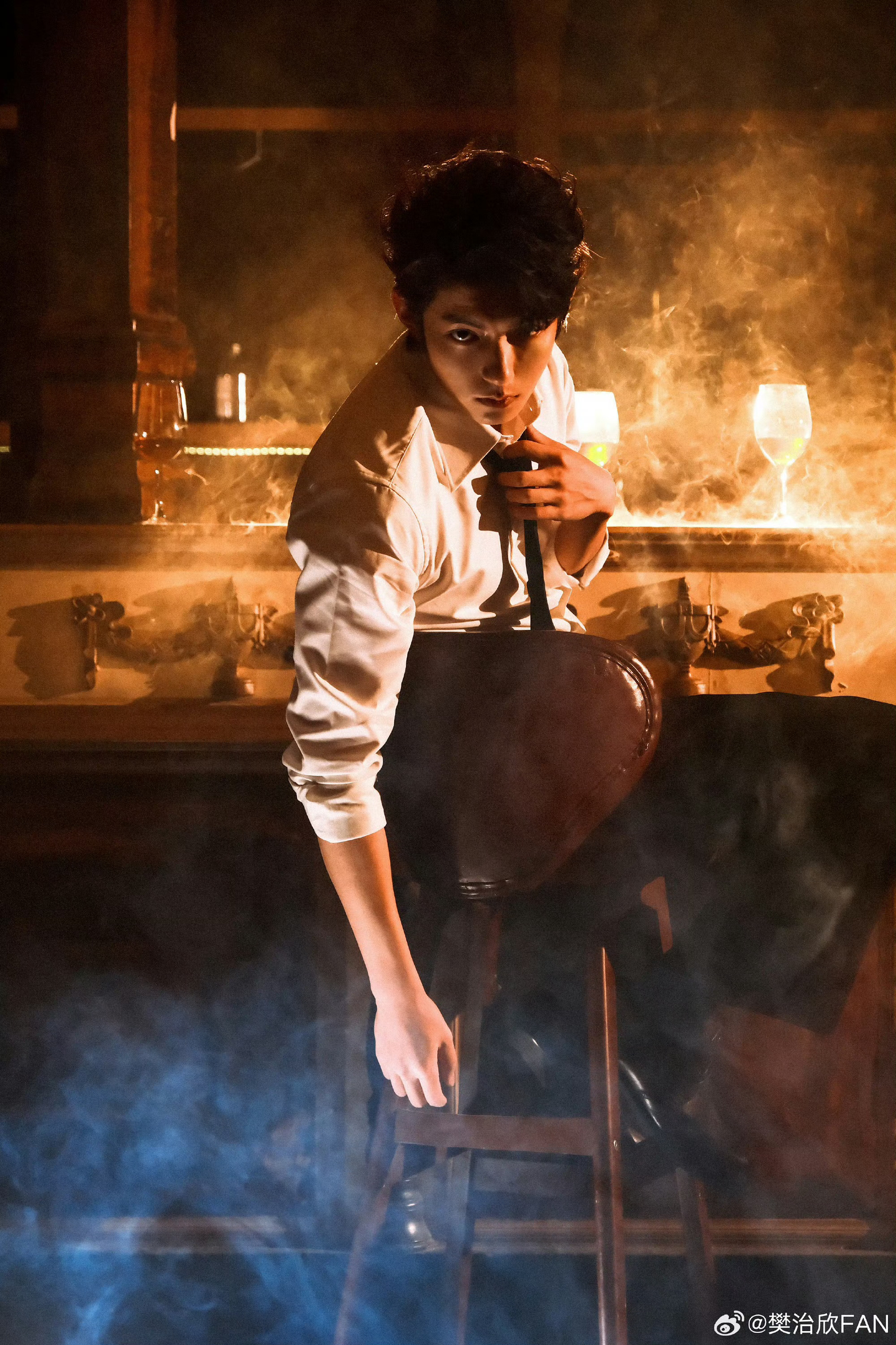 樊治欣欲张力是谁还没看到樊治欣这套写真，帅气值直接拉满，欲张力这块狠狠拿捏了，完