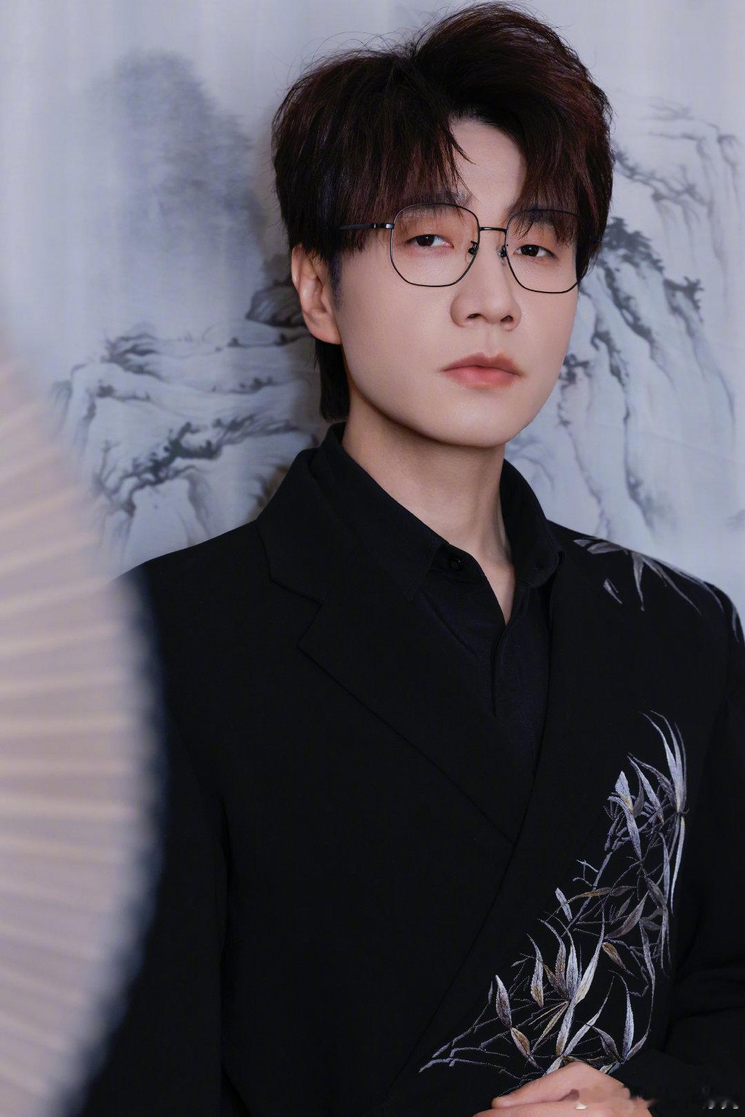 声生不息集邮0713 0713 成员接连登声生不息舞台，越看越忍不住畅想更多可能