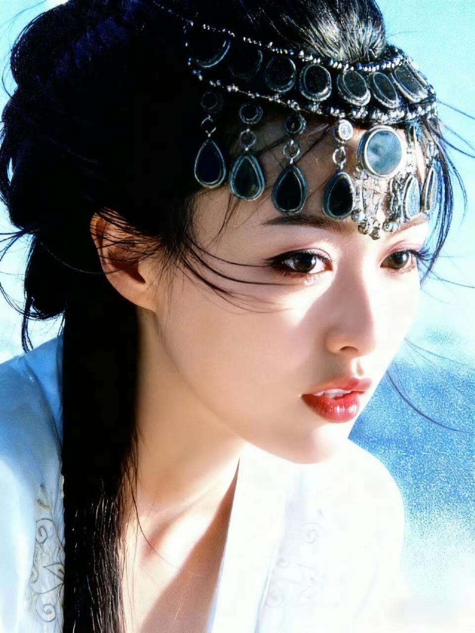 惊艳了时光的古装女演员你会想到谁唐嫣 杨幂 古力娜扎 迪丽热巴 王楚然