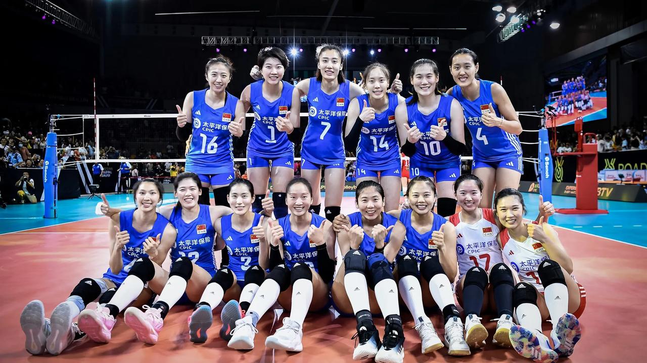 中国女排3-0墨西哥女排，个人得分：
袁心玥：13分（11扣8中0失误0被拦、3