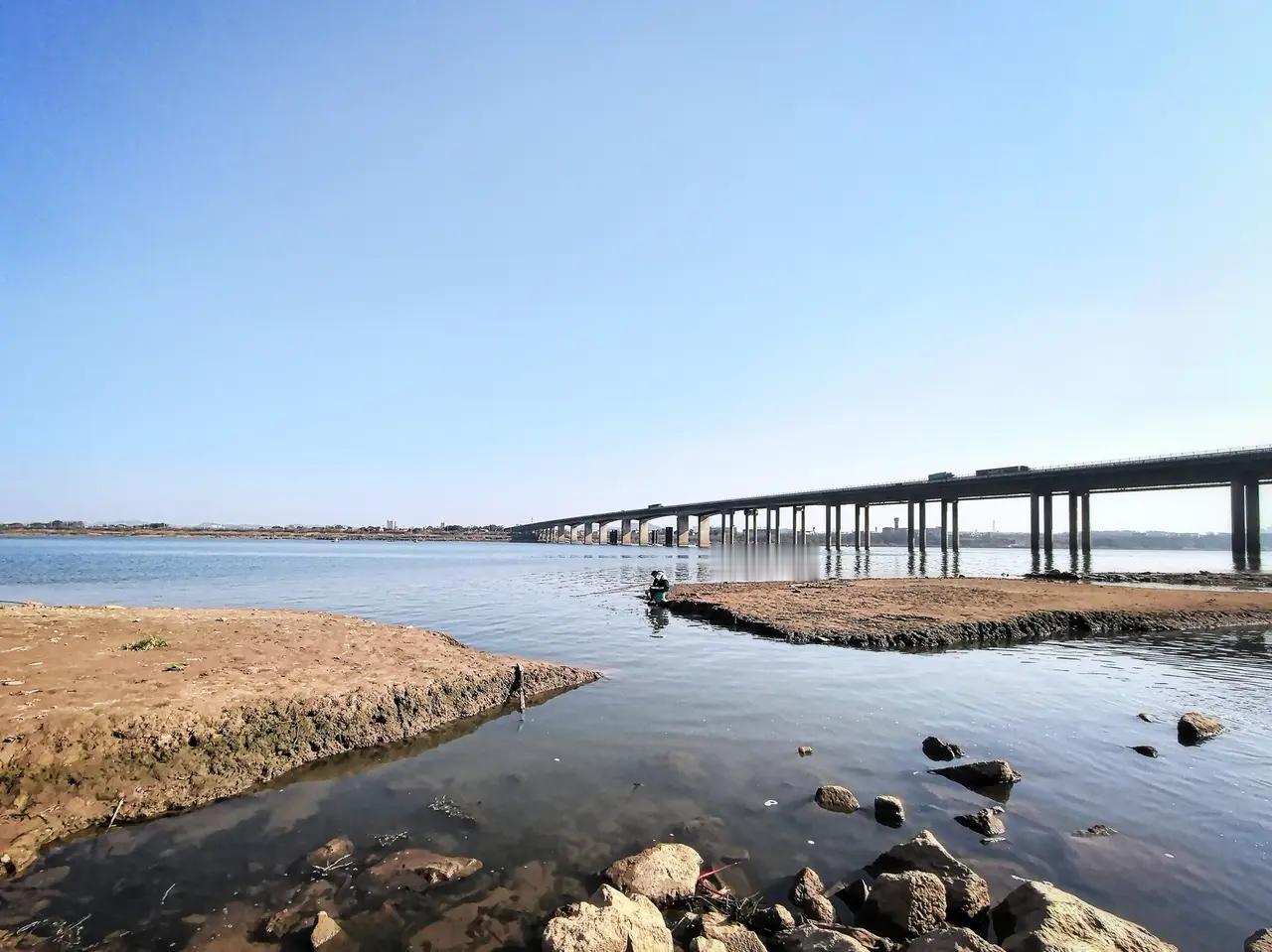 （我的鼻窦炎中药治疗过程之十二，侍续）我服用中药调理治疗鼻窦炎，今天已是第52天