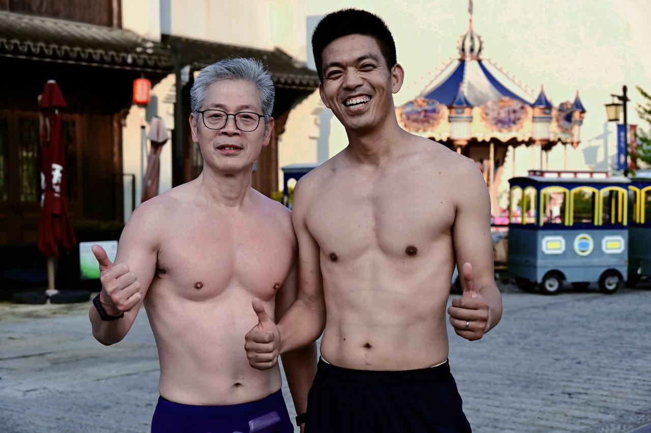 人到一定年纪你才会明白，运动早已不是消遣爱好，而是生活刚需。
年轻时运动或许只是