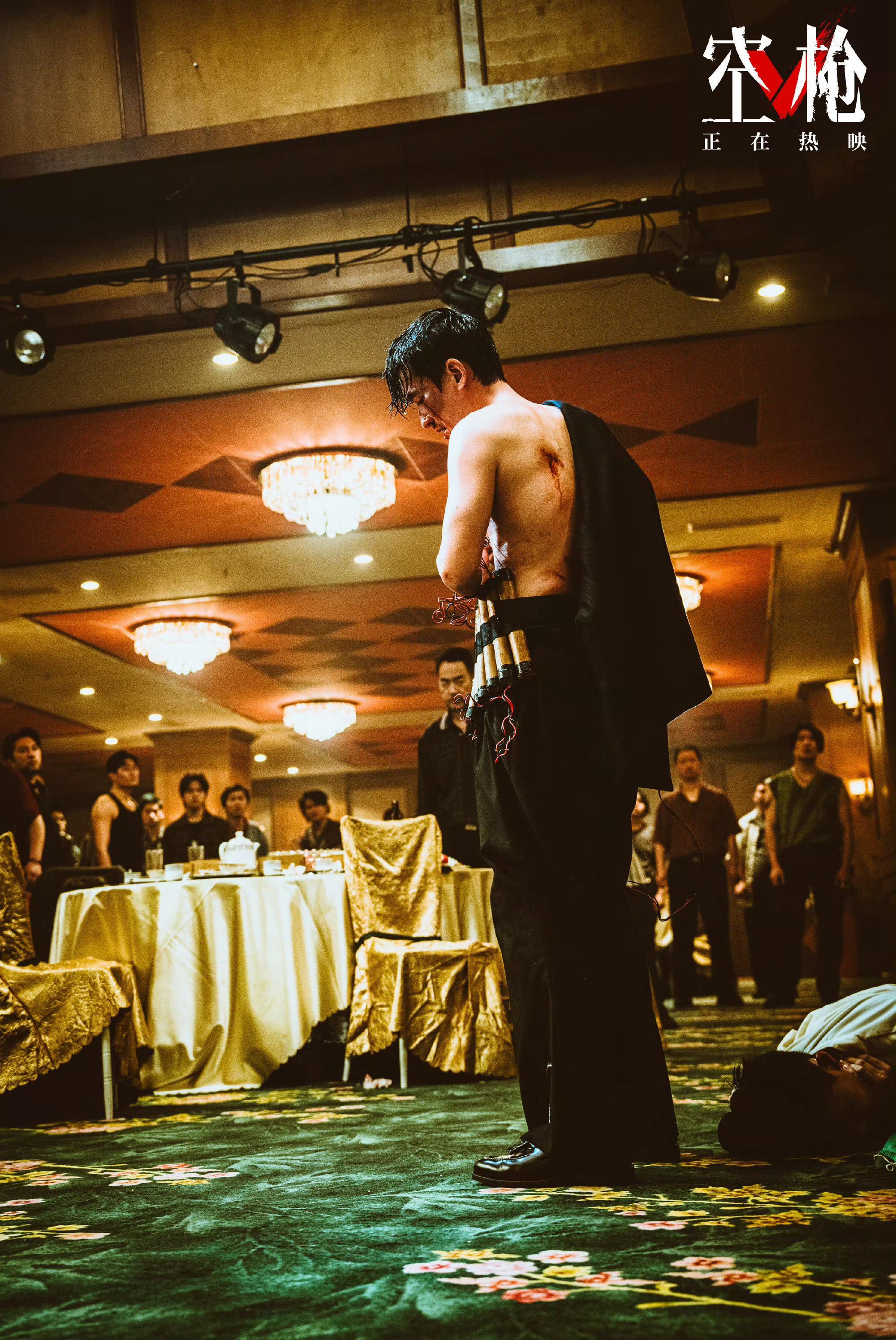 朱一龙演了一个比格型悍匪朱一龙回应强哥是比格型悍匪谁能想到犬系还能是比格悍匪！强