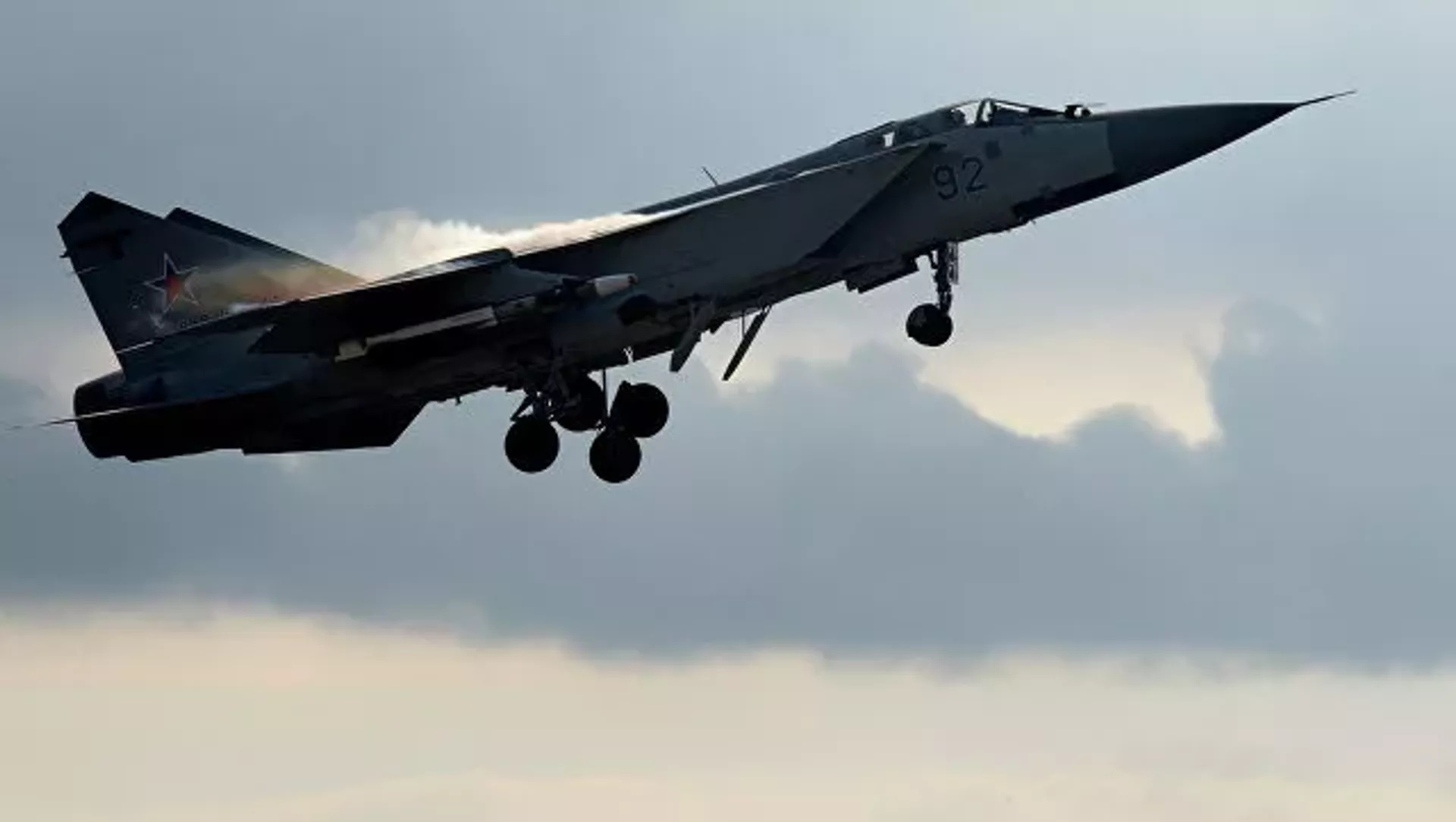 迷之策划！【俄联邦安全局：成功挫败 乌英劫持挂载“匕首”导弹米格-31企图】11