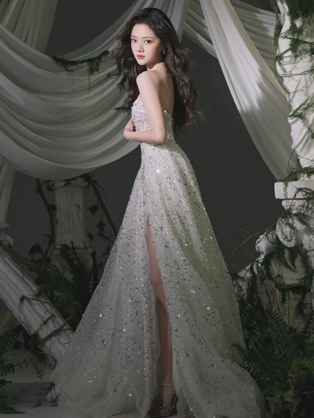 任敏 x 姐姐的腿！杀我得刀任敏 比例