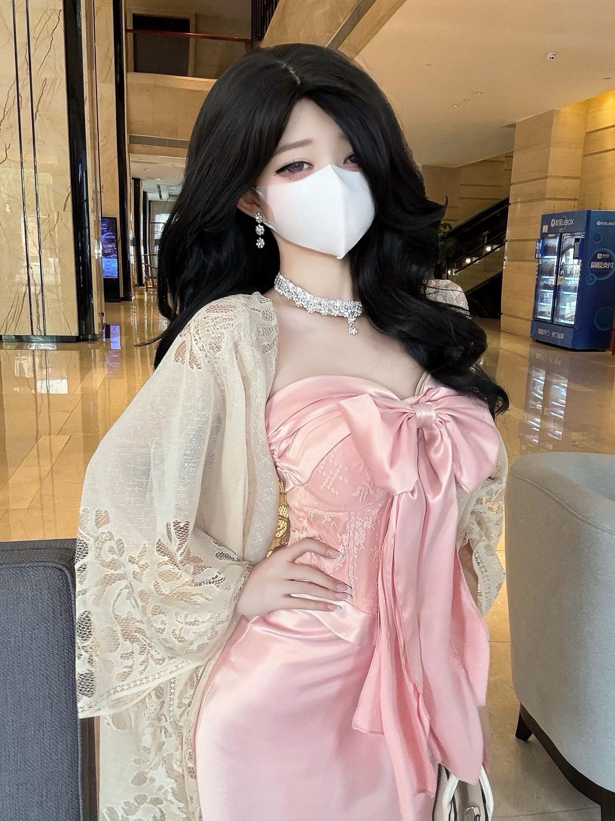 江山如画又怎能比拟。