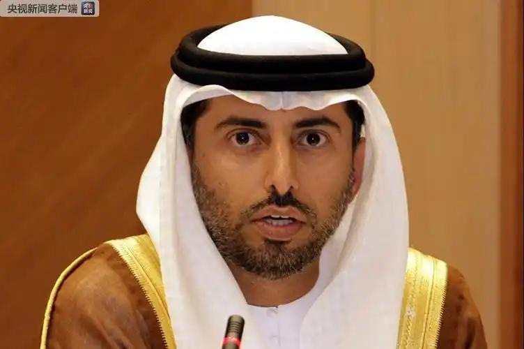 美国和伊朗在波斯湾剑拔弩张，眼看就要擦枪走火，结果戏还没开场，台下的观众先掀桌子