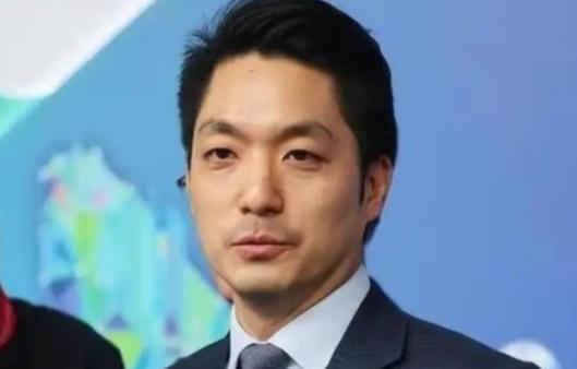 台北市市长、蒋介石的曾孙蒋万安直接把话撂下了！他当着媒体的面斩钉截铁地表示，自己