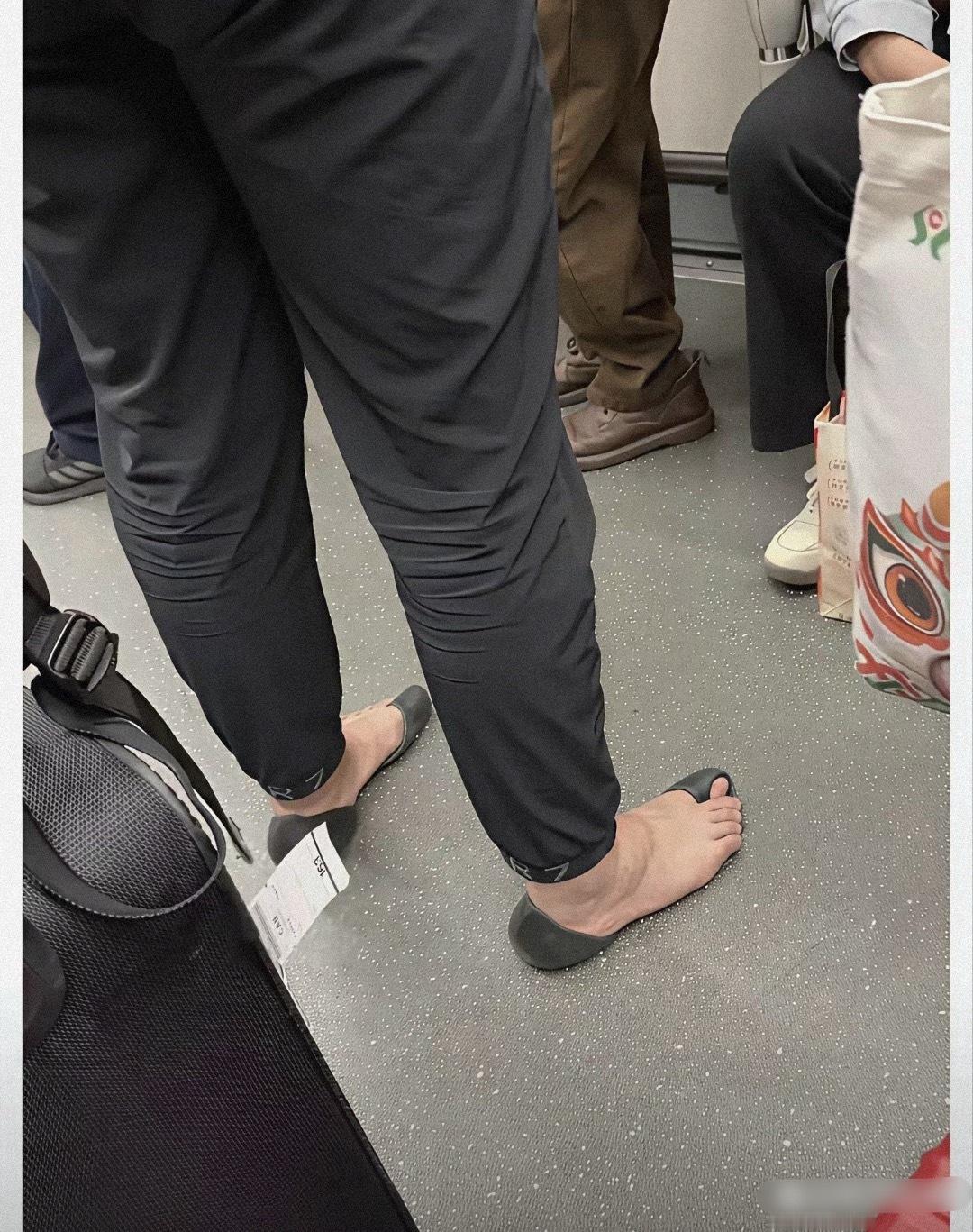 这潮流，着实看不懂