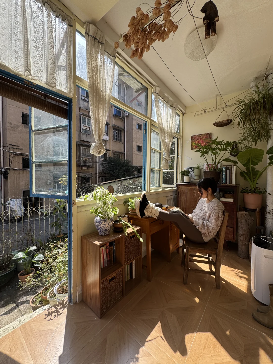 当你突然意识到，独居意味着绝对的自由。