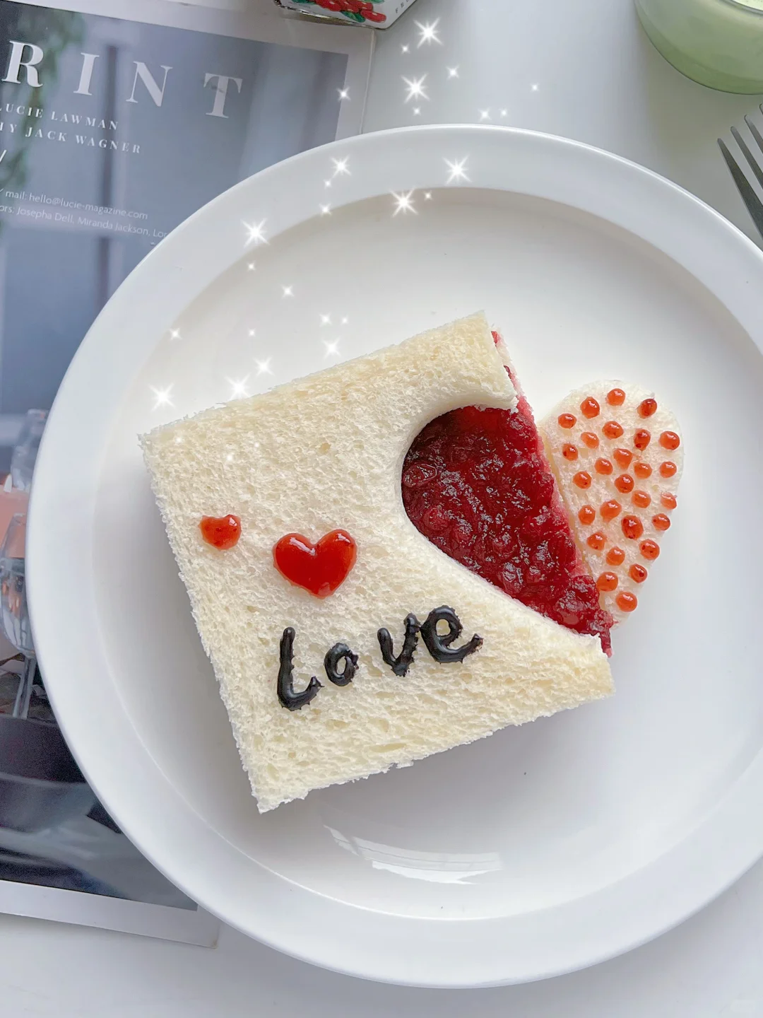 祝你有爱❤️，不止今天～～爱心💗吐司