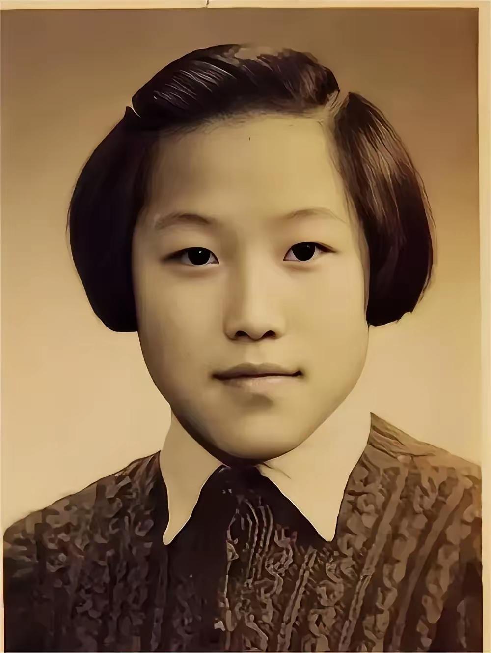 1971年的陕西农村，娶媳妇对光棍来说比登天还难。像王德福这样42岁的老光棍，家