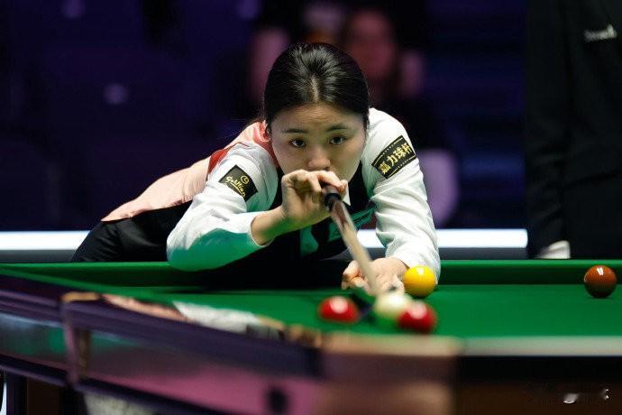 白雨露轰出单杆145分，刷新女子斯诺克单杆最高分新记录！在刚刚开始的2025世界