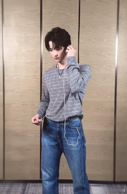 常华森怎么白衬衫也有男鬼味常华森左文思就此登场 常华森左文思就此登场，常华森怎么