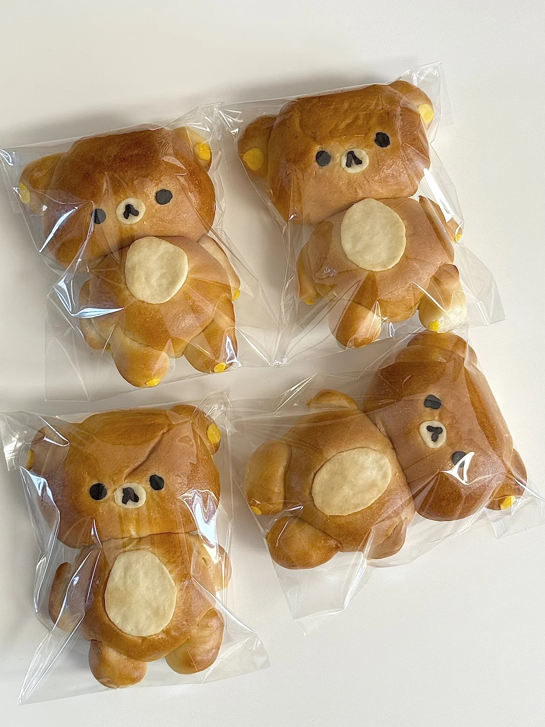 轻松熊豆沙包