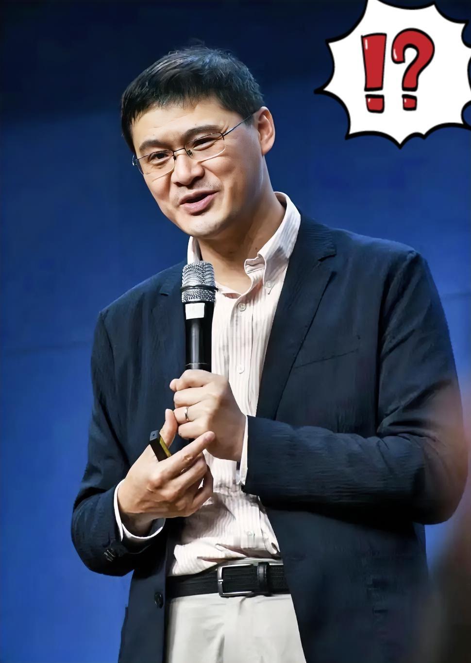 以前还挺爱看罗翔在那讲法，

觉得挺幽默。

但这阵子越咂摸越不是滋味，总觉得哪