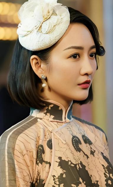 55集民国剧，何冰王鸥领衔主演，顶级神仙演员阵容，剧情精彩拉满，收视大火，熬夜也