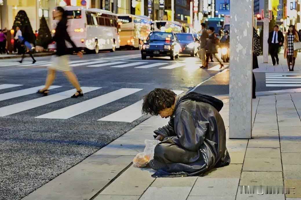 近两年街头乞讨身影越来越少！4个真实原因，看完深有感触
 




大家有没有发