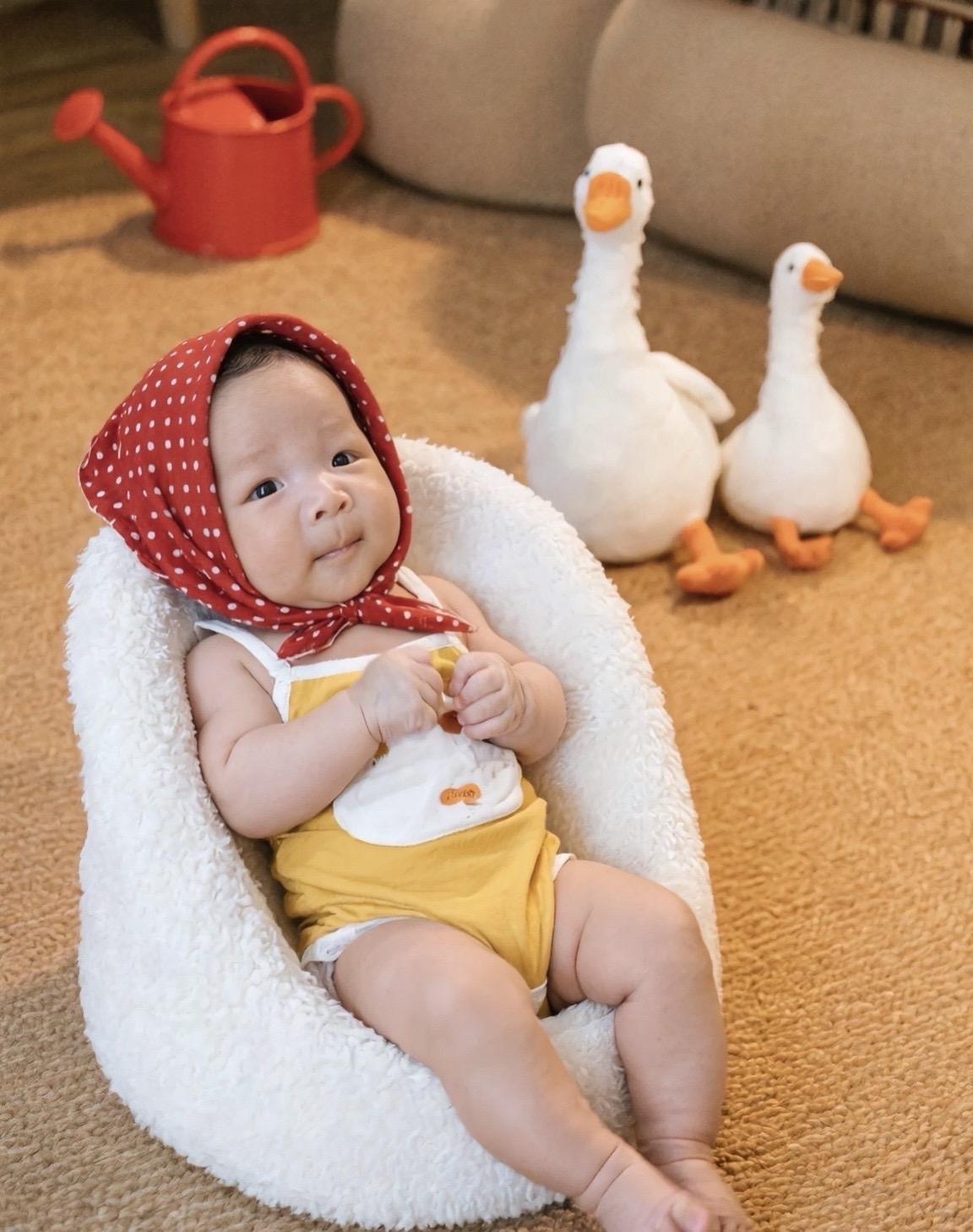 也太可爱了吧 人类的小幼崽 宝宝照 萌娃系列 人类幼崽可爱瞬间
